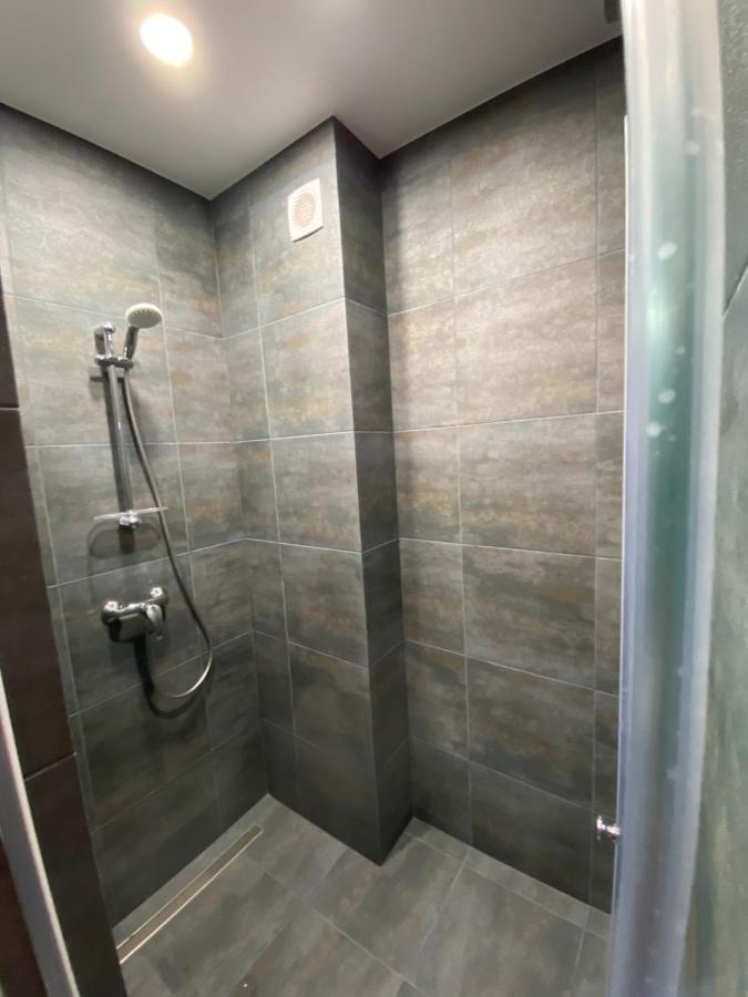 קייב Crystal Apartaments מראה חיצוני תמונה