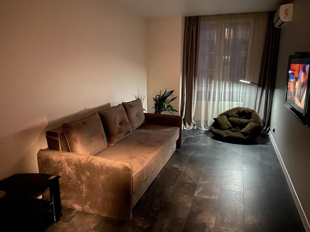 קייב Crystal Apartaments מראה חיצוני תמונה